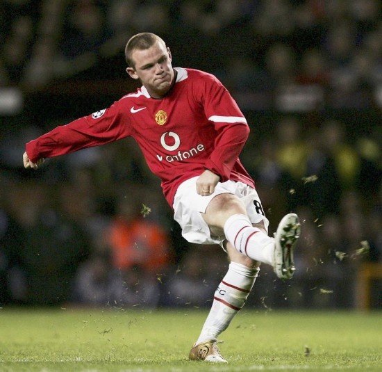 曼联以惊险 曼联以惊险